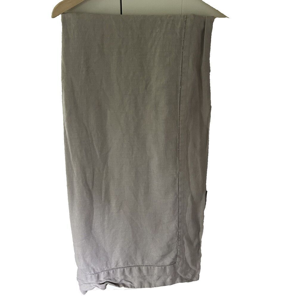 Sferra ? Linen Tablecloth Grey 62"x60" Square Hemstitched Classic